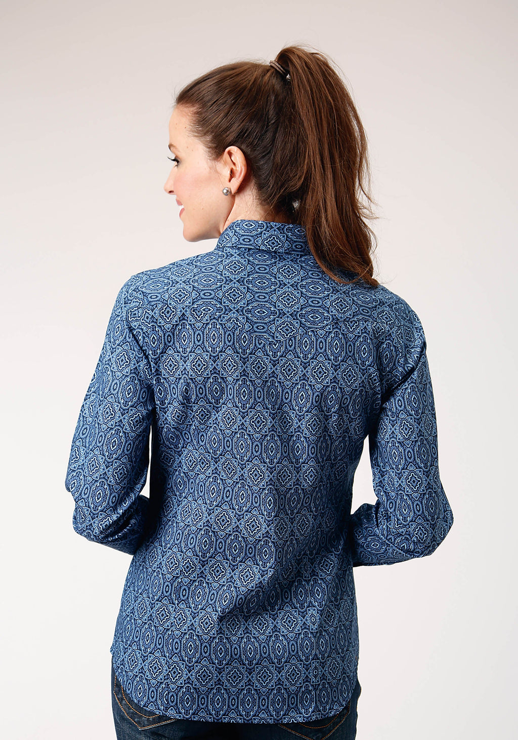 Womens Long Sleeve Snap Medallion Paisley Western Shirt
