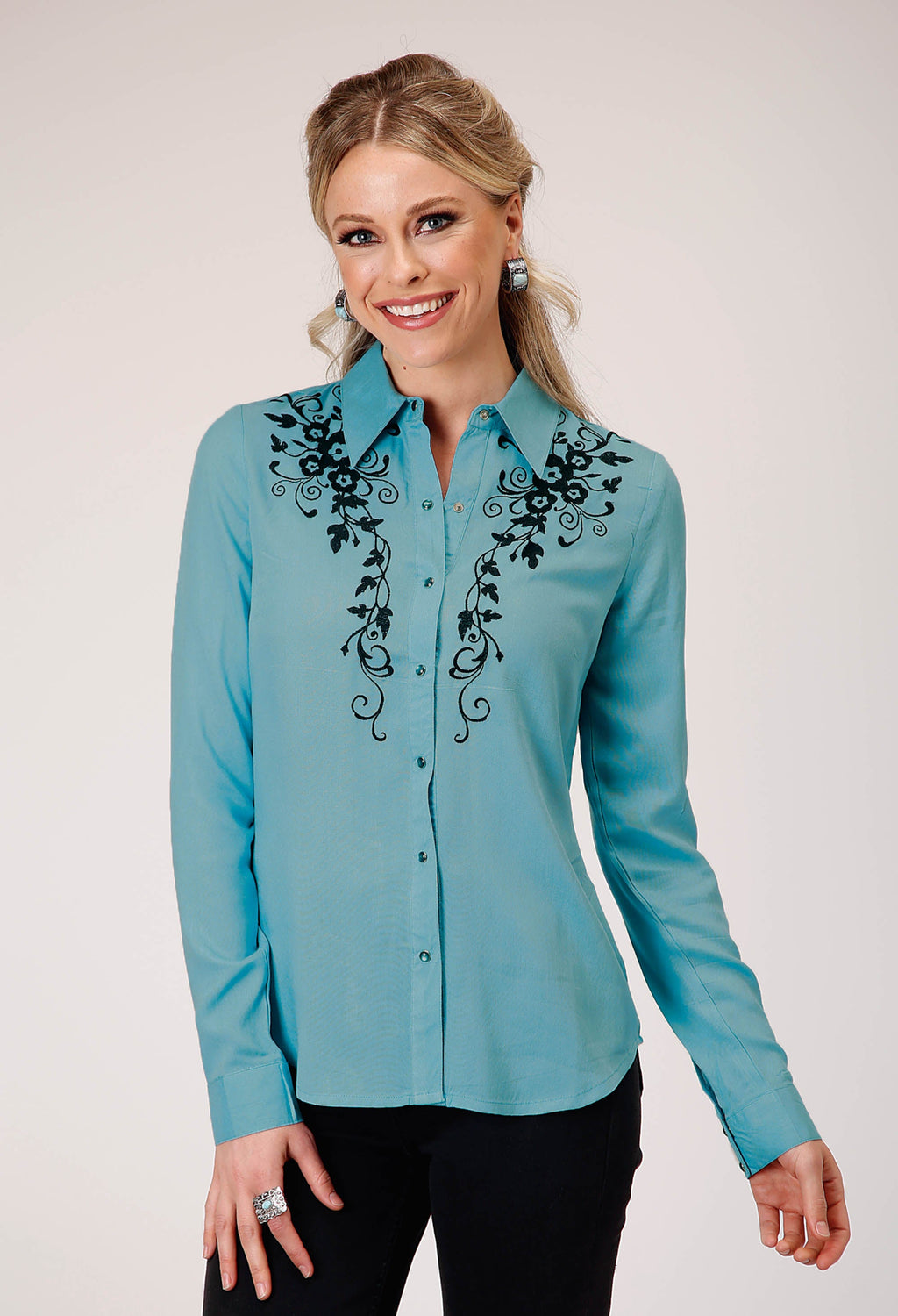 Womens Long Sleeve Button Rayon Challis Blousen Western Shirt With Embroide