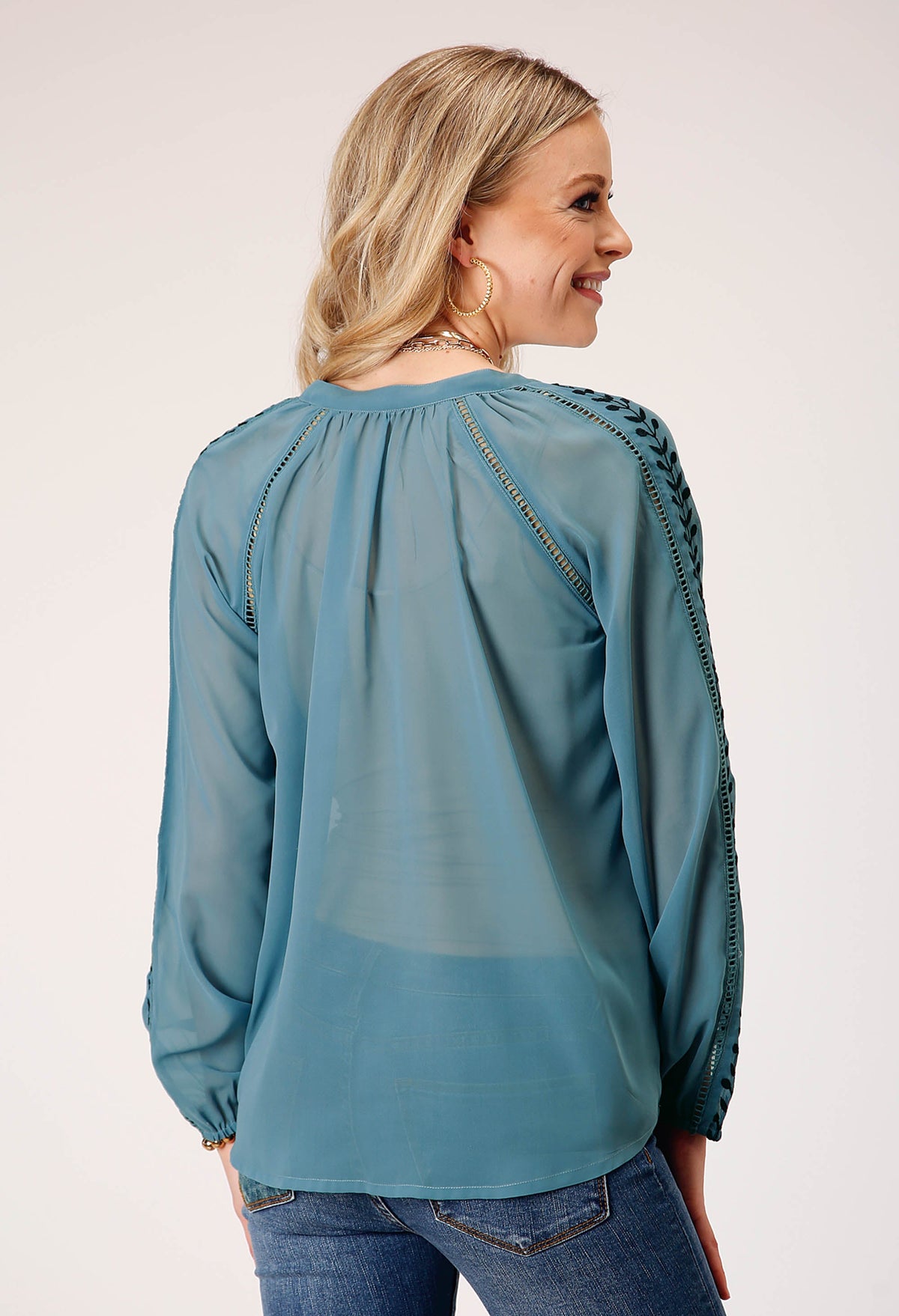 Womens Long Sleeve Pullover Poly Georgette Peasant Western Blouse With Stan