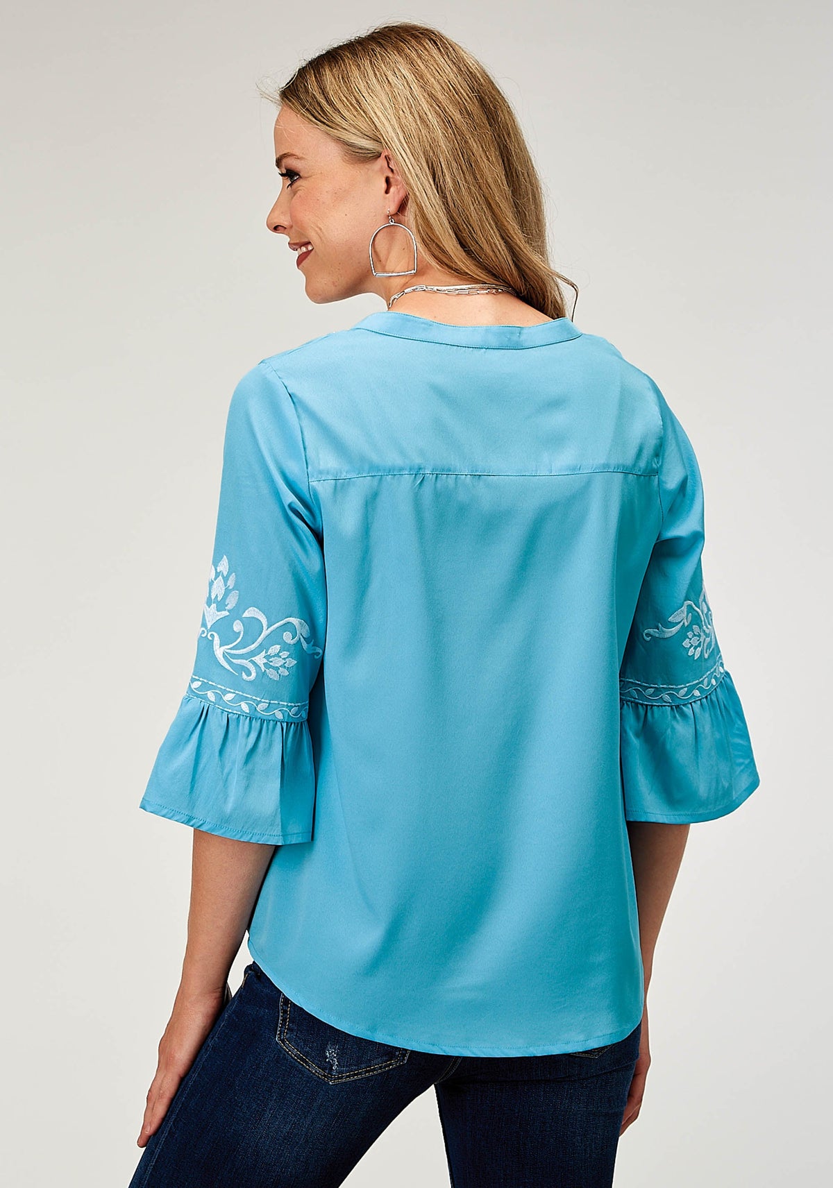 Womens Long Sleeve Pullover Poly Crepe Peasant Western Blouse With Split V