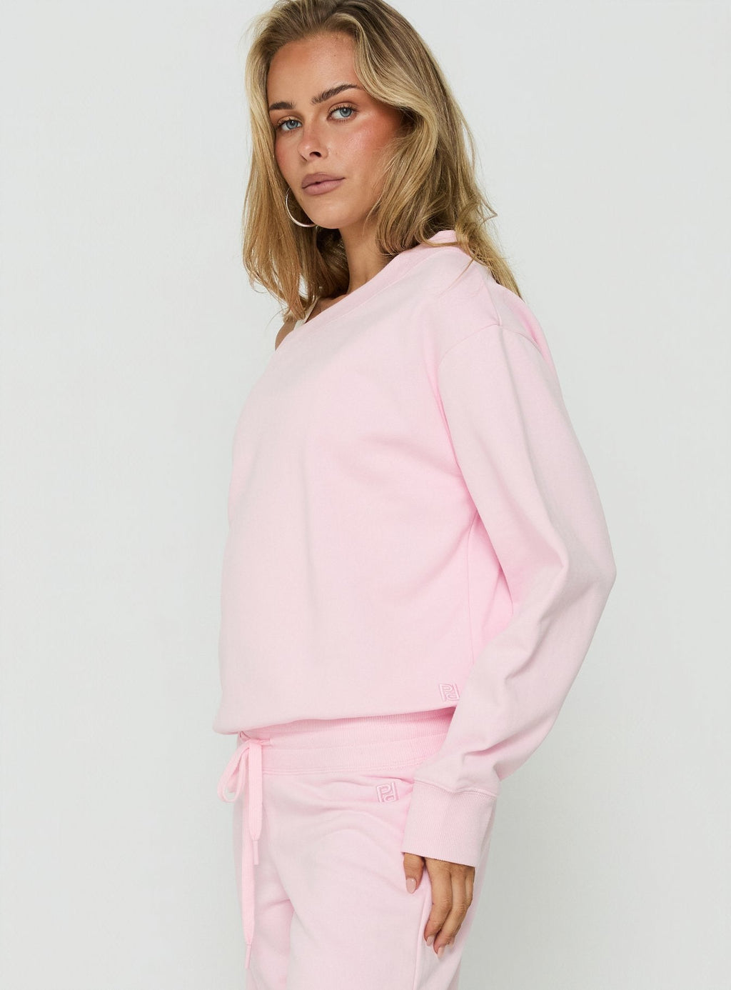 Wellness Off The Shoulder Jumper Pink