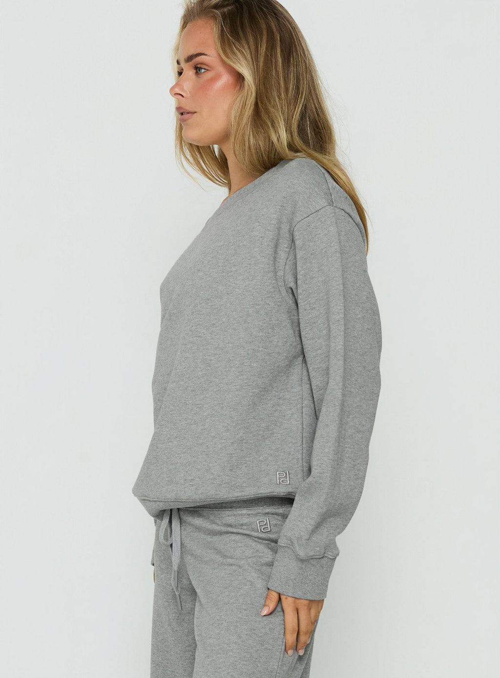 Wellness Off The Shoulder Jumper Dark Grey Marle