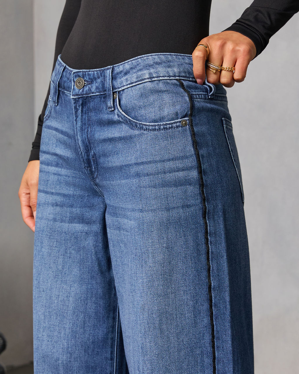 Senisa Wide Leg Jeans