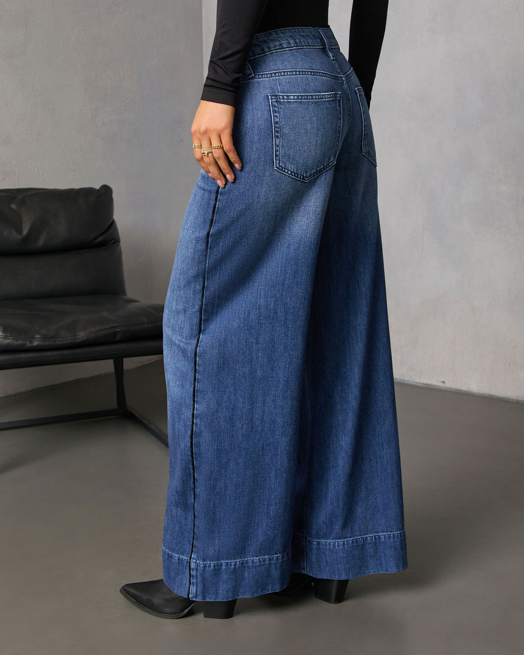 Senisa Wide Leg Jeans